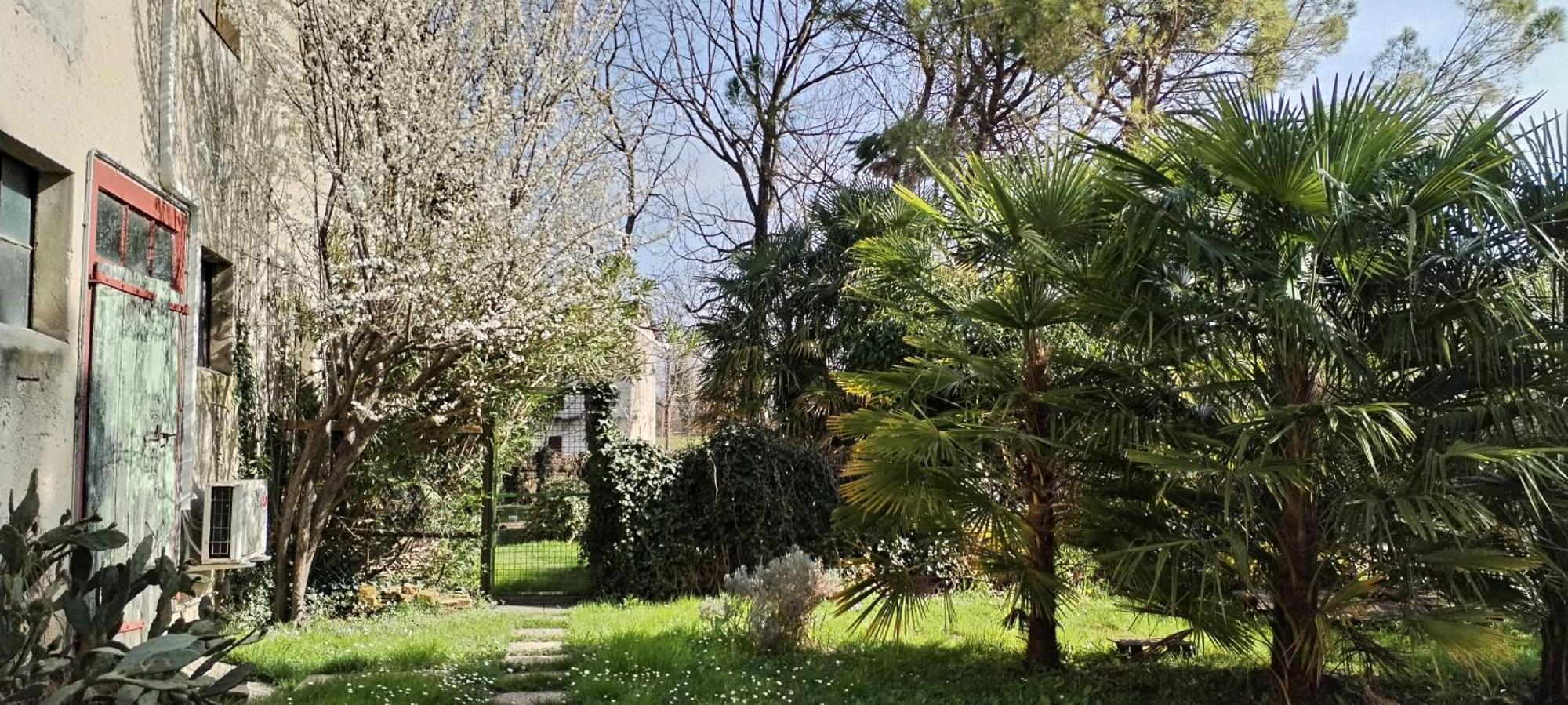 Stasion Di Pueste Nogaredo Εξωτερικό φωτογραφία